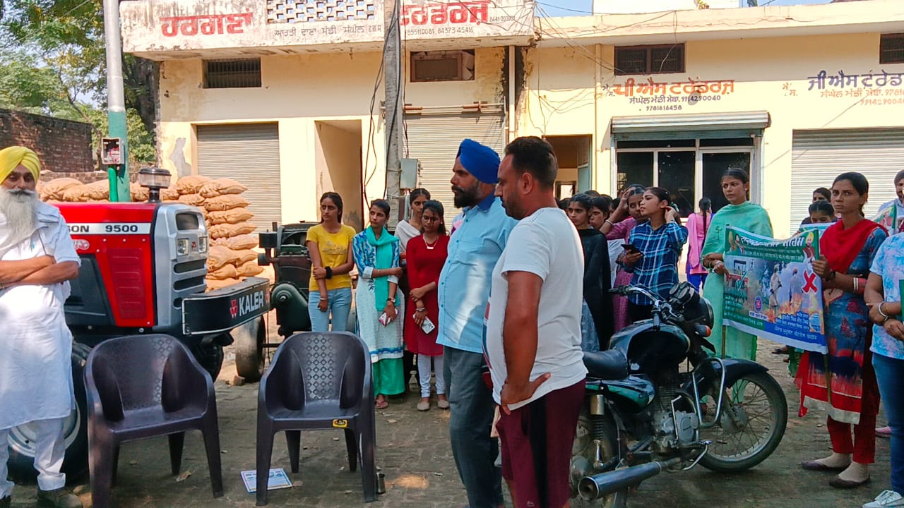 👥 Community Engagement and Discussion